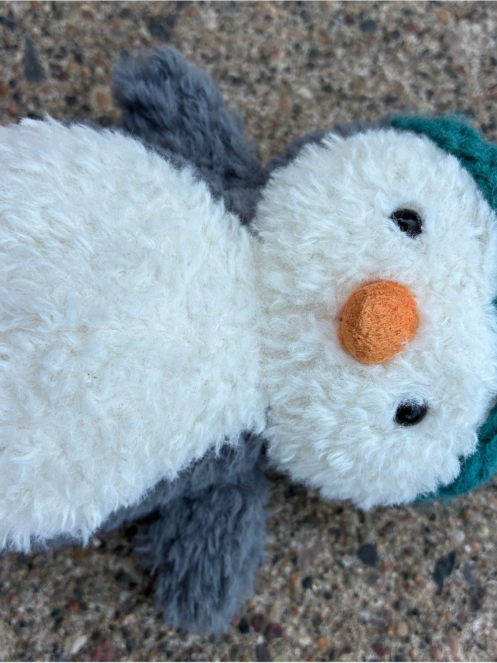 Jellycat Wee Winter Penguin with Teal hat. NWOT pet and smoke free home - Picture 5 of 6